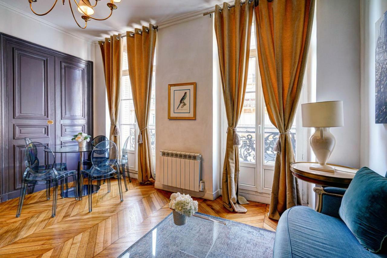 Apartments Du Louvre - Le Marais Parigi Esterno foto